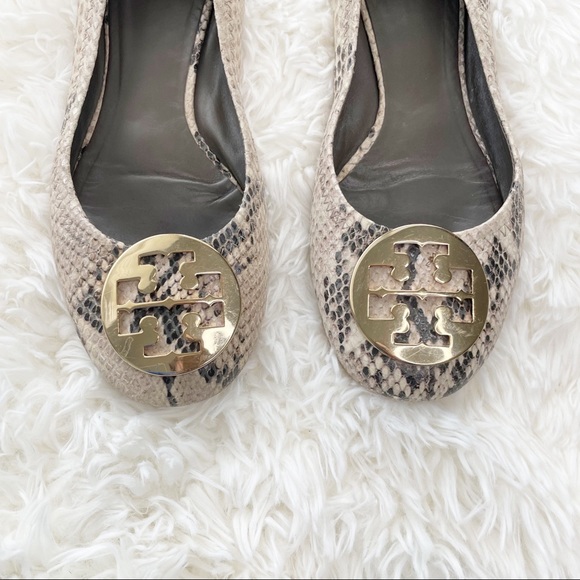 TORY BURCH Reva Ballet Flat Snakeskin Print Size 8.5 - Picture 2 of 6
